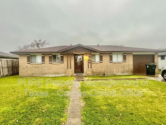 1733 Treyway Ln in Corpus Christi, TX - Building Photo - Building Photo
