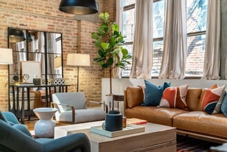 1152 W Randolph St in Chicago, IL - Building Photo - Building Photo