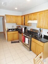 23 Gibbs St in Brookline, MA - Building Photo