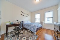 91 Wallingford Rd, Unit 1 in Boston, MA - Building Photo - Building Photo