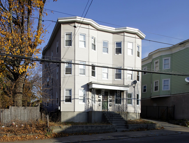 457 Mineral Spring Ave in Pawtucket, RI - Building Photo - Building Photo