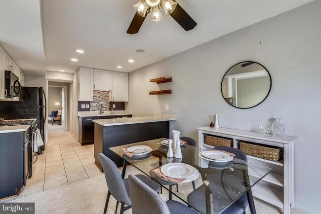 2044 Royal Fern Ct