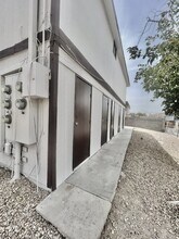 147 Westminster Way-Unit -#D in Henderson, NV - Building Photo - Building Photo