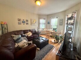19 Speridakis Ter in Cambridge, MA - Building Photo