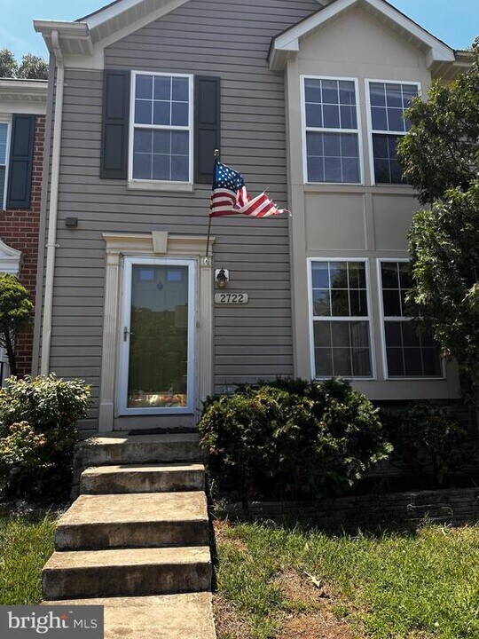 2722 Thornbrook Ct in Odenton, MD - Building Photo