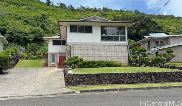 1660 Onipaa St in Honolulu, HI - Building Photo - Building Photo