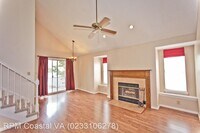 518 Thorncliff Dr photo'