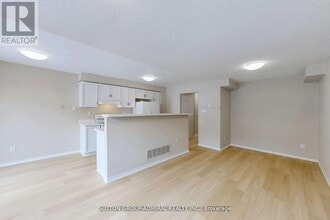 32 Kelso Crescent in Vaughan, ON - Building Photo - Building Photo