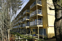 Liberty View in Poulsbo, WA - Foto de edificio - Building Photo