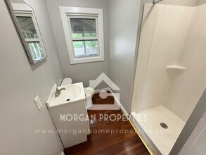 220 W 38th St in Anderson, IN - Building Photo - Building Photo