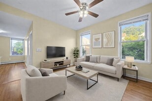 143 W 3rd St in Bayonne, NJ - Building Photo