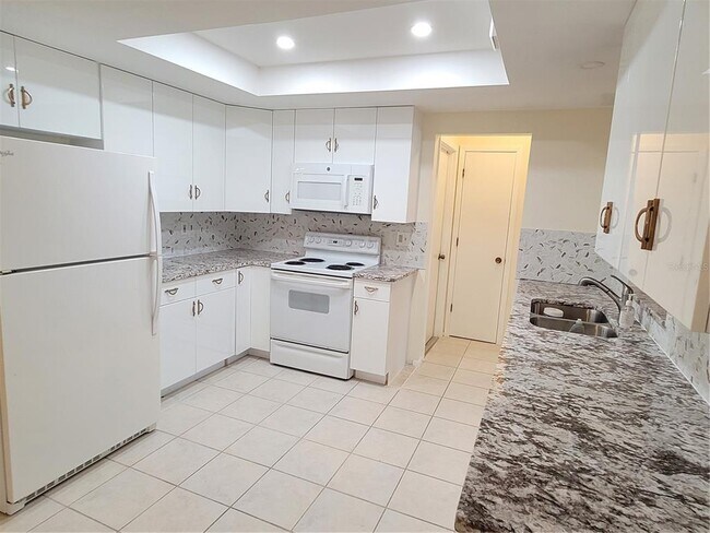 1020 Gasparilla Blvd in Englewood, FL - Building Photo - Building Photo