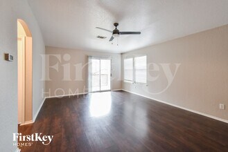 9407 Raton Falls in San Antonio, TX - Building Photo - Building Photo