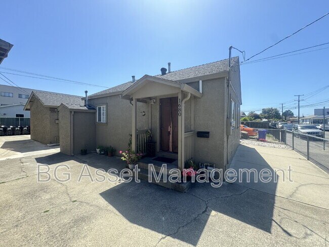 1680 24th St in San Pablo, CA - Building Photo - Building Photo