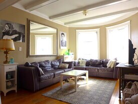 74 Naples Rd in Brookline, MA - Building Photo