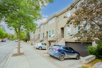 1124 14 Av SW in Calgary, AB - Building Photo - Primary Photo