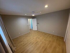 510 N Van Ness Ave, Unit 508 N. Van Ness Ave in Los Angeles, CA - Foto de edificio - Building Photo