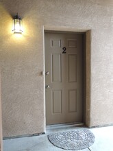 1214 Walnut Ave, Unit 4 in Grand Junction, CO - Foto de edificio - Building Photo