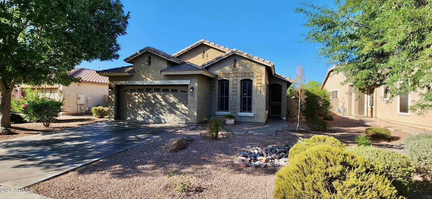 3444 E Riopelle Ave in Gilbert, AZ - Building Photo