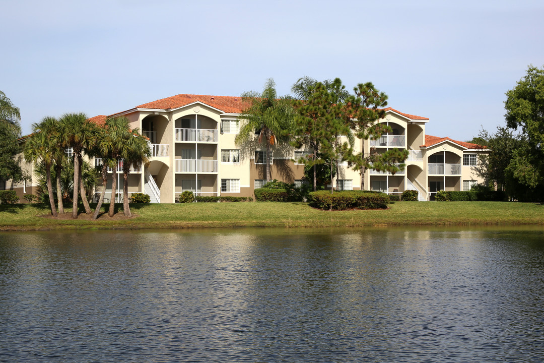 Pine Lakes Preserve in Port St. Lucie, FL - Building Photo