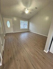 402 Faulkner Dr in Clarksville, TN - Building Photo - Building Photo