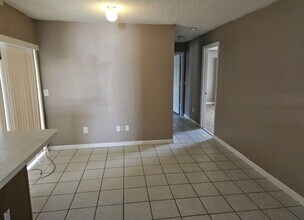 5104 Heatherstone Ct in Kissimmee, FL - Building Photo - Building Photo