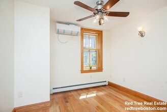 27 Phillips St, Unit 4 in Boston, MA - Building Photo - Building Photo