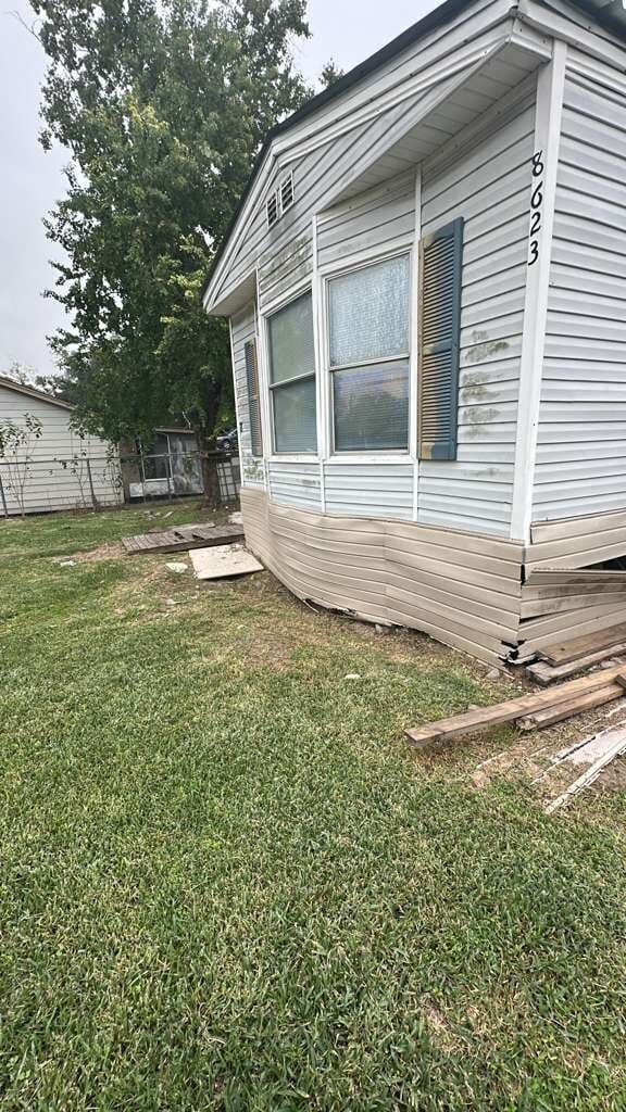 property at 8623 Bloombury Ln