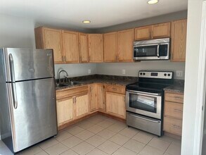 1200 Rodemeyer St in Alton, IL - Building Photo - Building Photo