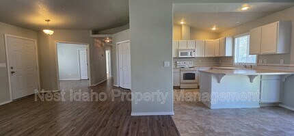 907 Aspen Grove St in Nampa, ID - Building Photo - Building Photo