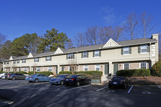 Highgate at Sandy Springs in Atlanta, GA - Foto de edificio - Building Photo