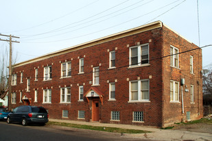 7430 Alaska St Apartments