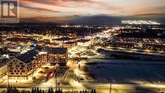 31 Huron St in Collingwood, ON - Building Photo