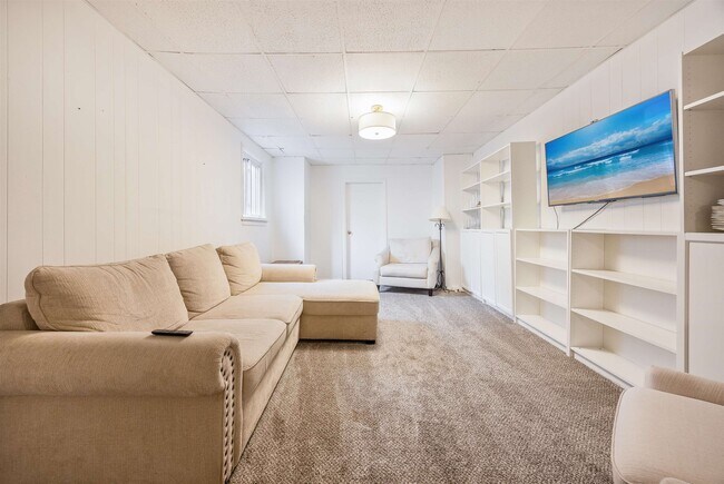 property at 603 Adams St