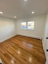 707 Cedar St in Lyndhurst, NJ - Building Photo - Building Photo