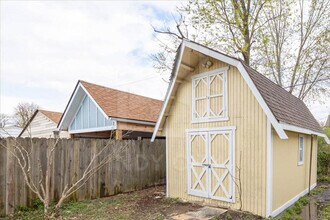 1315 N Drexel Ave in Indianapolis, IN - Building Photo - Building Photo
