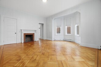 630 Centre St in Boston, MA - Building Photo - Building Photo