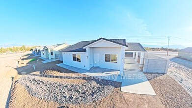 831 Valiant Ave in Pahrump, NV - Building Photo - Building Photo