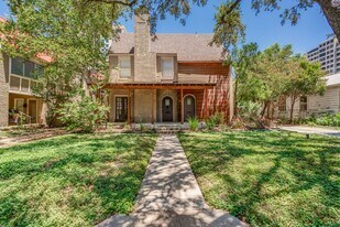 219 Allensworth St in San Antonio, TX - Building Photo
