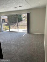 2618 Fort Farnsworth Rd in Alexandria, VA - Building Photo