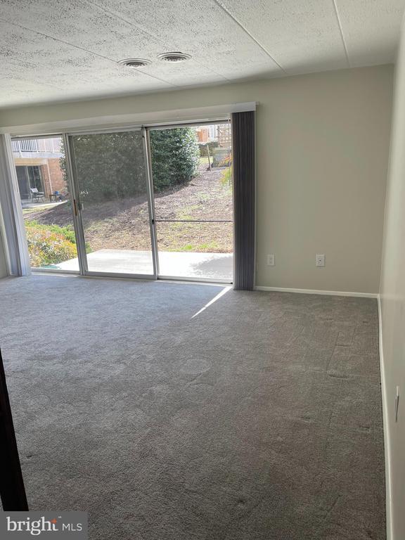 property at 2618 Fort Farnsworth Rd