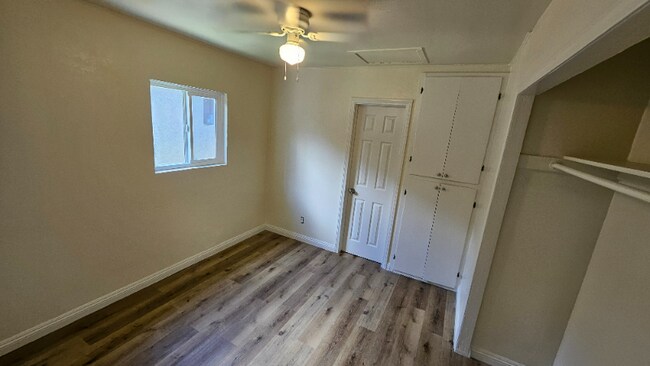 13455 Filmore St in Los Angeles, CA - Building Photo - Building Photo