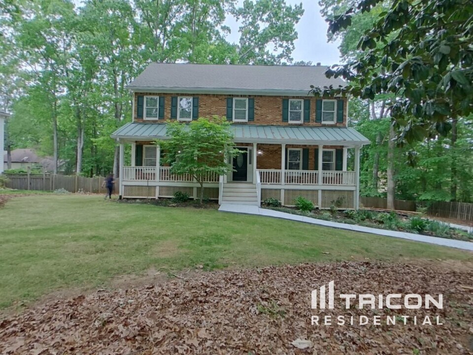 213 Melrah Hill in Peachtree City, GA - Building Photo