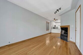 1339 N Greenview Ave in Chicago, IL - Building Photo - Building Photo