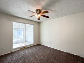 1106 Hugo St in Maumee, OH - Building Photo - Building Photo