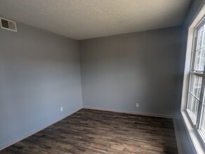 14 N Ritchie Ave in Ravenswood, WV - Building Photo - Building Photo