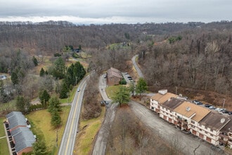 Noble Vista Apartments in Greensburg, PA - Foto de edificio - Building Photo