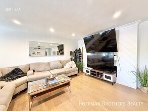 1102 11th St in Santa Monica, CA - Building Photo - Building Photo