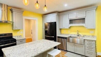 218 Wachusett St in Boston, MA - Building Photo - Building Photo