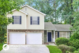 5856 Giles Rd in Lithonia, GA - Building Photo